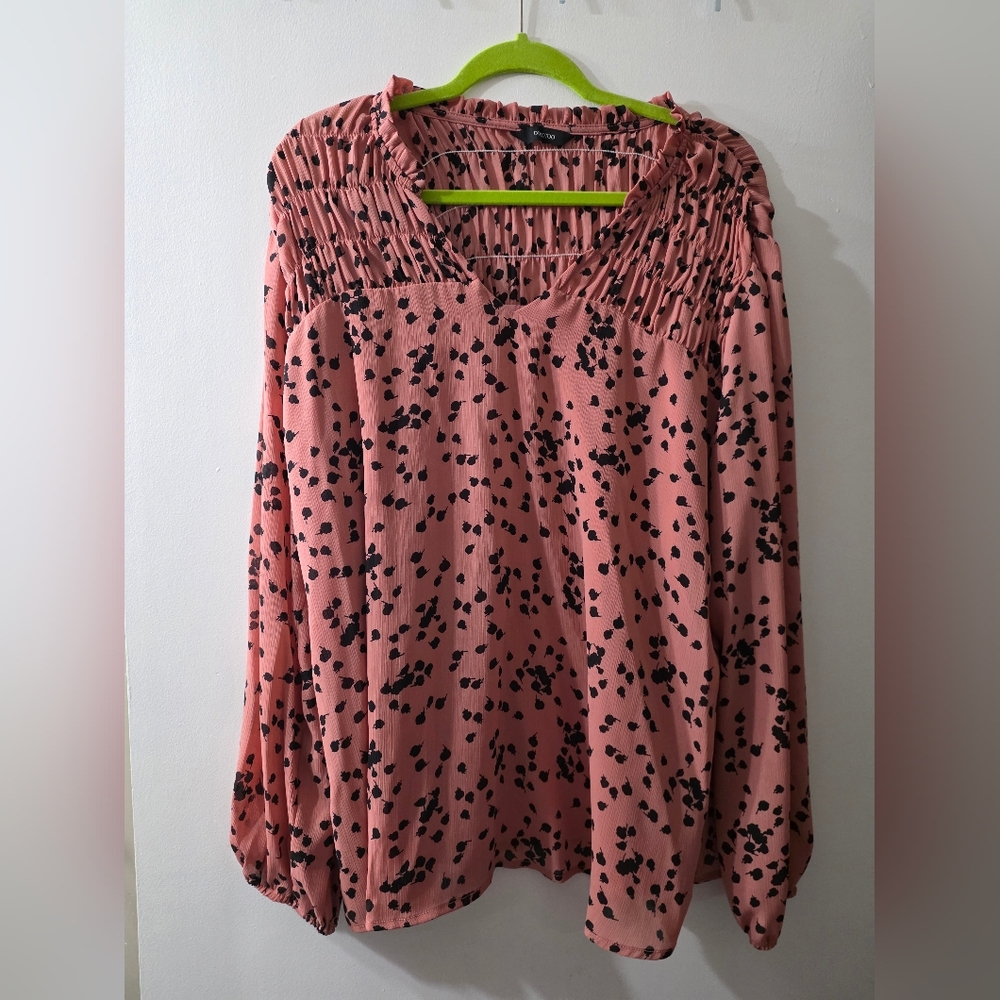 Elegant Pink and Black Blouse